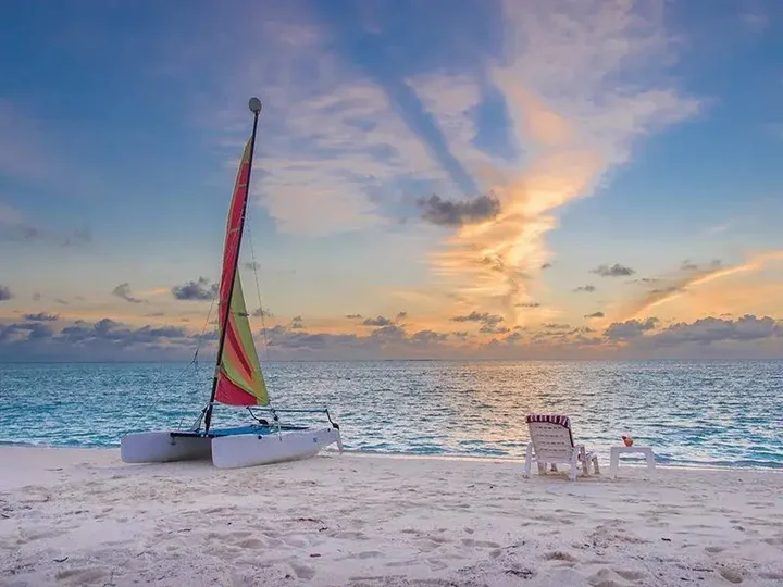 Атолл Дхаалу: Kudahuvadhoo Inn