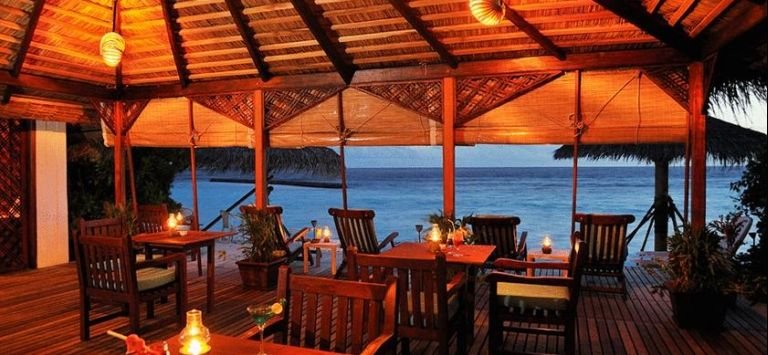 Атолл Алиф-Алиф: Madoogali Resort & Spa Maldives