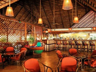 Атолл Алиф-Алиф: Madoogali Resort & Spa Maldives