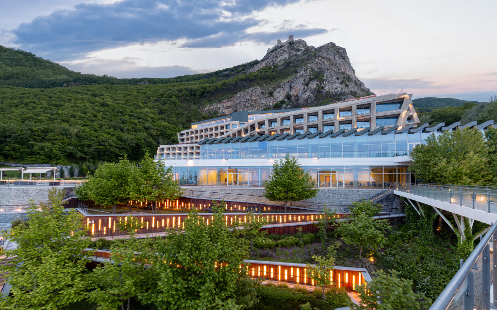 Галаалты: Qalaalti Hotel & Sanatorium