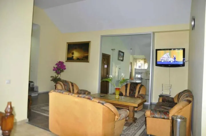 Батуми: Duta Hotel