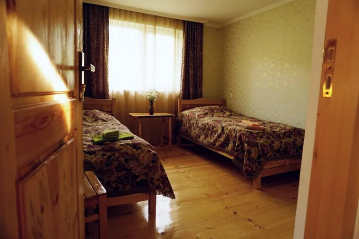 Местиа: Guest House Arina