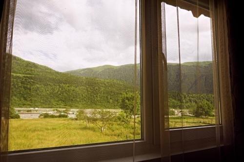 Местиа: Guest House Arina
