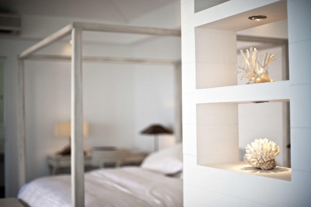 Атуруга: Diamonds Athuruga Maldives Resort & Spa