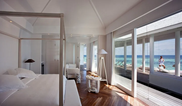 Атуруга: Diamonds Athuruga Maldives Resort & Spa