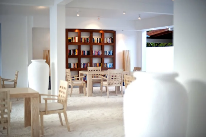 Атуруга: Diamonds Athuruga Maldives Resort & Spa