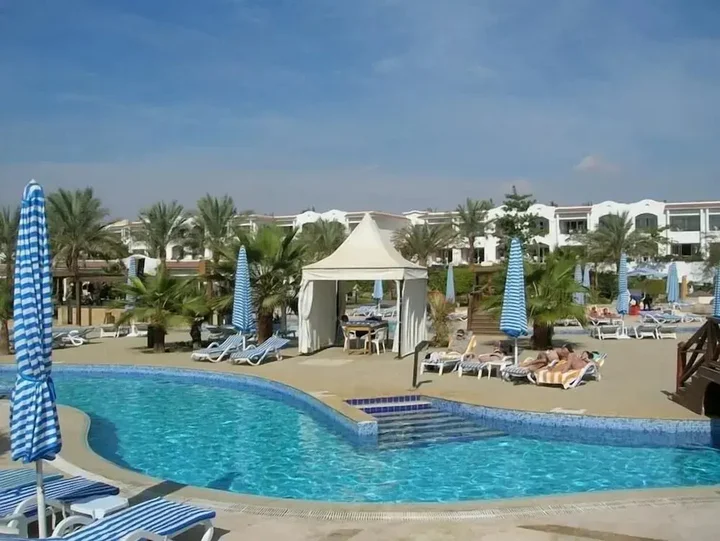 Шарм-эш-Шейх (Шарм-эль-Шейх): Holiday Service College & Diving