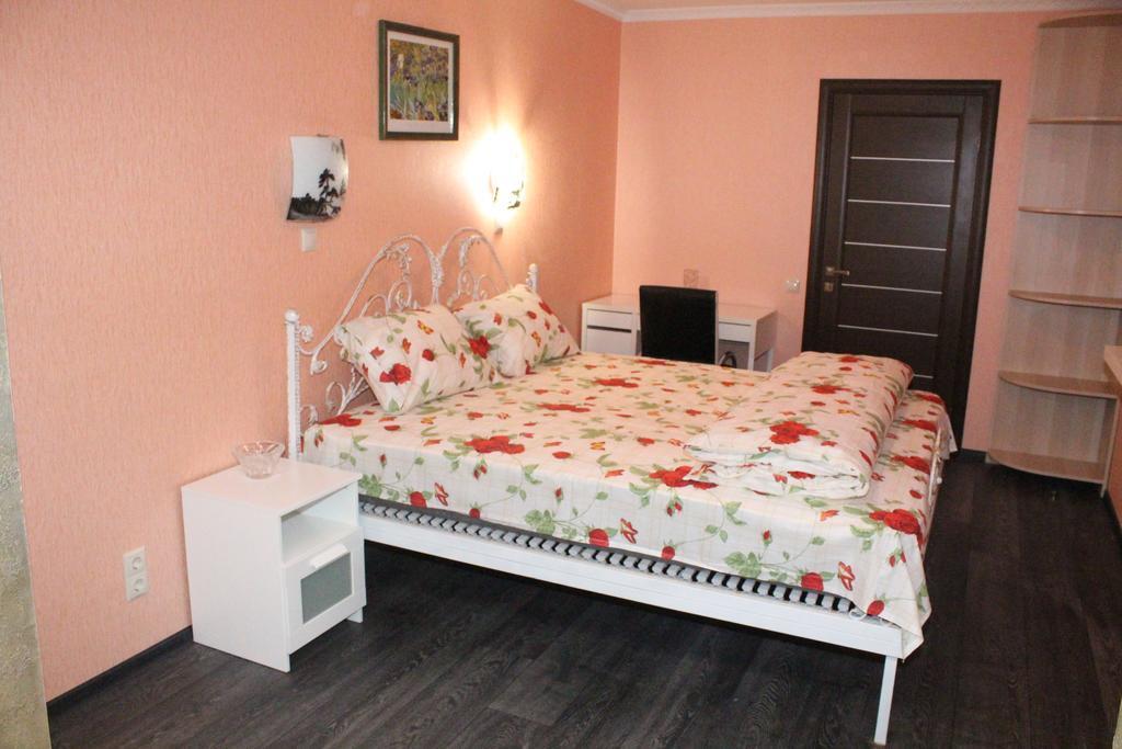 Гомель: Apartment on Pesina Street