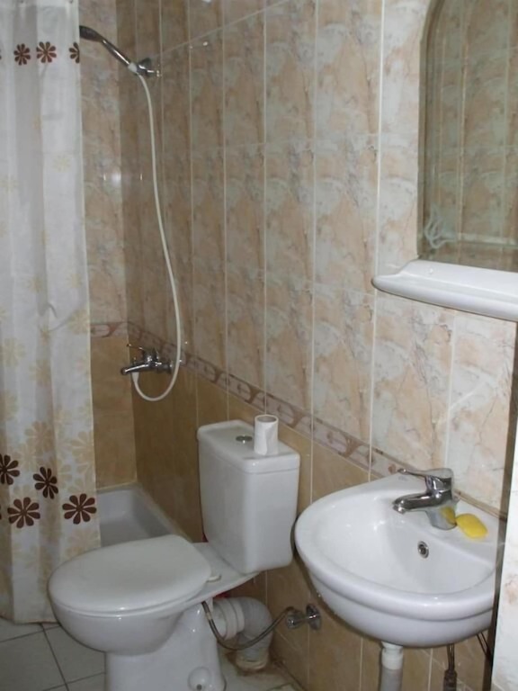 Каир: One Season Hostel