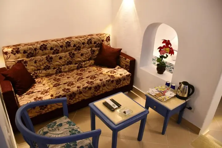 Шарм-эш-Шейх (Шарм-эль-Шейх): Kanabesh Village