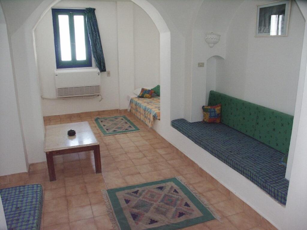 Шарм-эш-Шейх (Шарм-эль-Шейх): Kanabesh Village