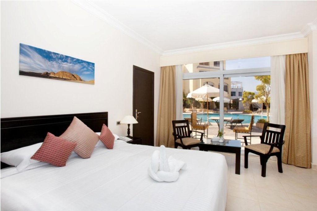 Шарм-эш-Шейх (Шарм-эль-Шейх): Royal Naama Bay Resort