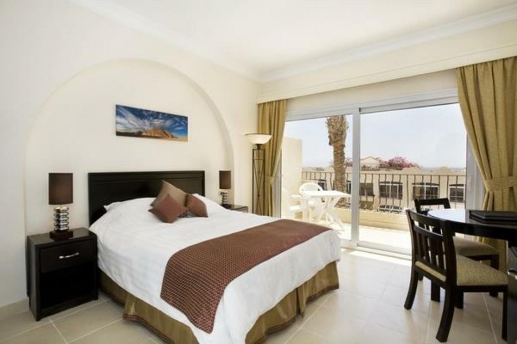Шарм-эш-Шейх (Шарм-эль-Шейх): Royal Naama Bay Resort