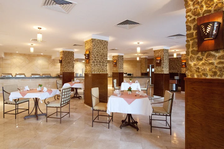 Шарм-эш-Шейх (Шарм-эль-Шейх): Royal Naama Bay Resort