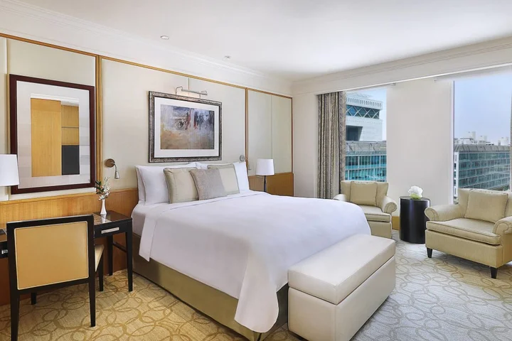 Дубай: The Ritz-Carlton Executive Residences