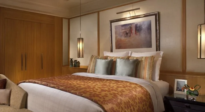 Дубай: The Ritz-Carlton Executive Residences