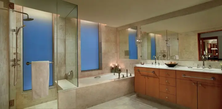 Дубай: The Ritz-Carlton Executive Residences