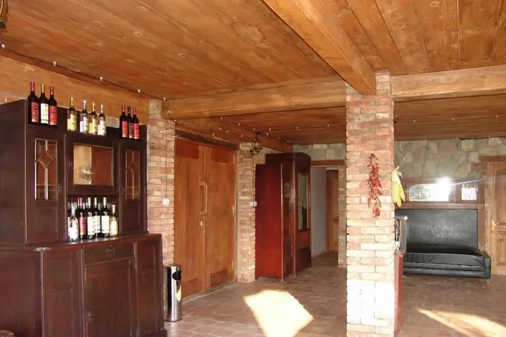 Телави: Twins Wine Cellar
