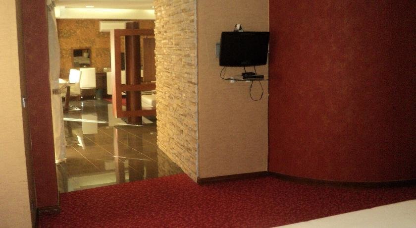 Баку: Meridian Hotel
