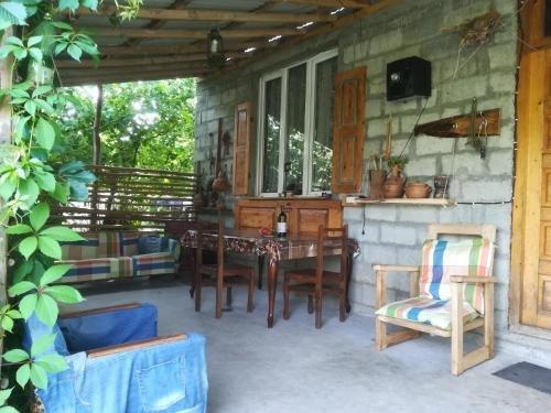 Сатаплия: Guesthouse Genacvale in Bandza