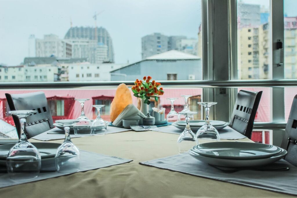 Батуми: Istanbul Hotel