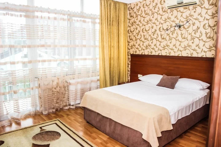Батуми: Istanbul Hotel
