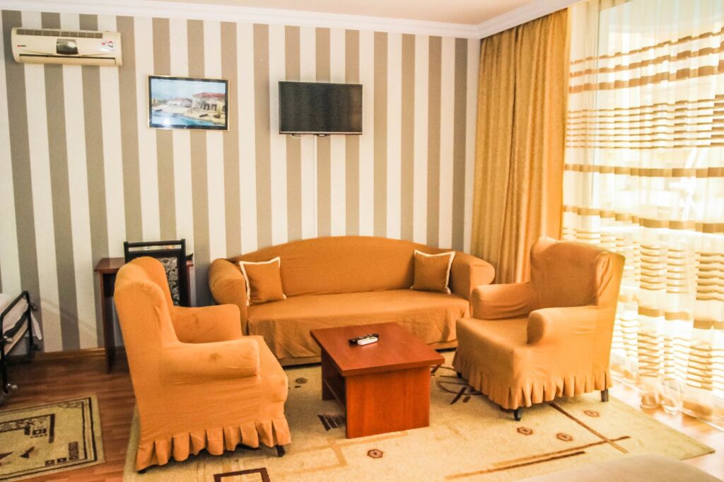 Батуми: Istanbul Hotel
