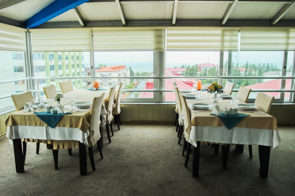 Батуми: Istanbul Hotel