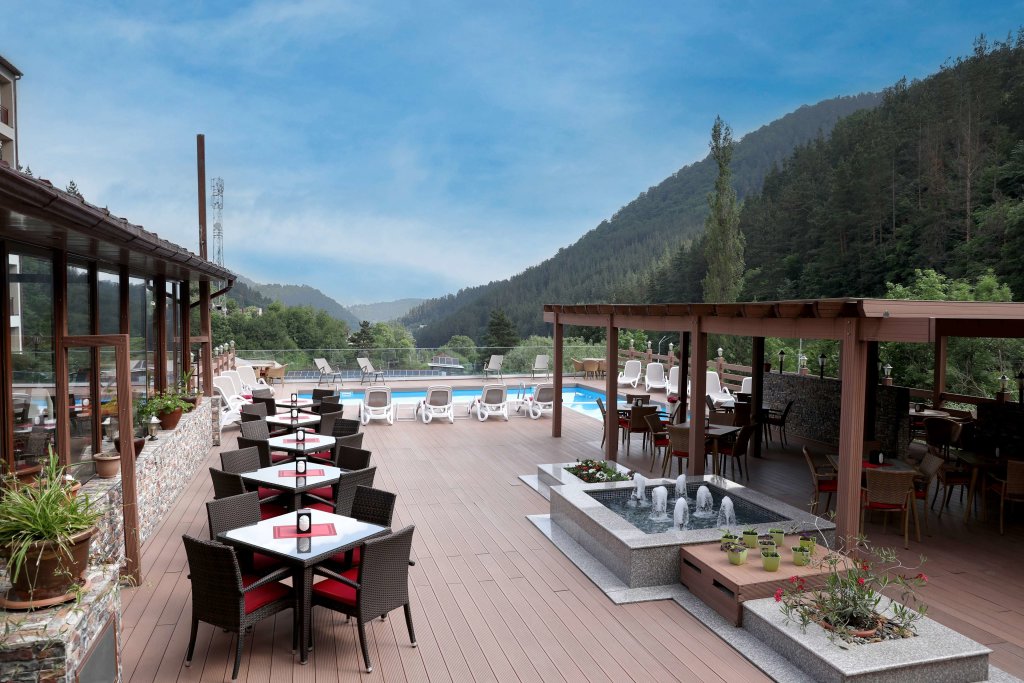 Дилижан: Отель Best Western Plus Paradise Hotel Дилижан