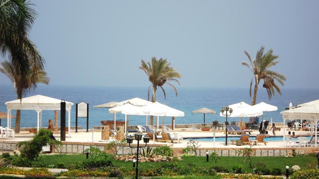Айн-Сохна: Dome Marina Hotel & Resort