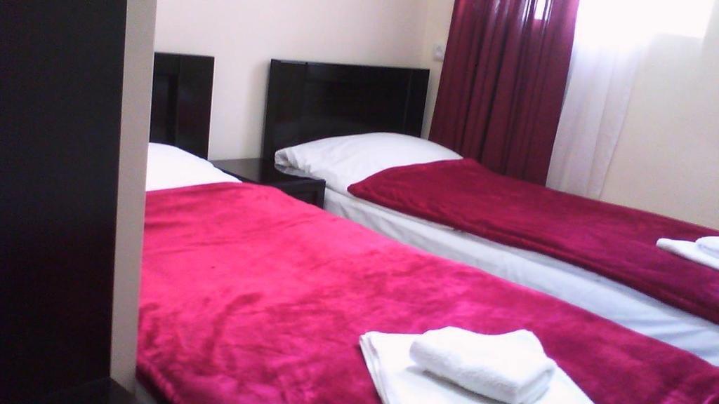 Местиа: Lomari's Guest House