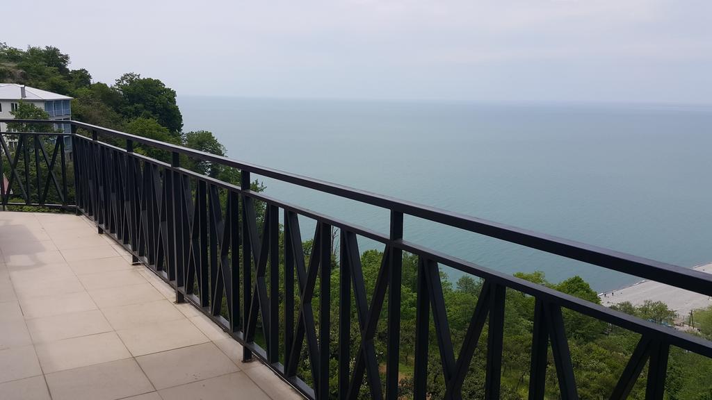 Батуми: Hotel Elene