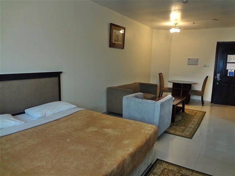 Абу-Даби: Liwa Hotel Apartments