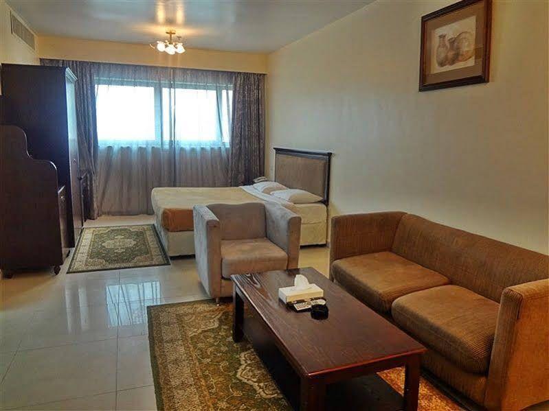 Абу-Даби: Liwa Hotel Apartments