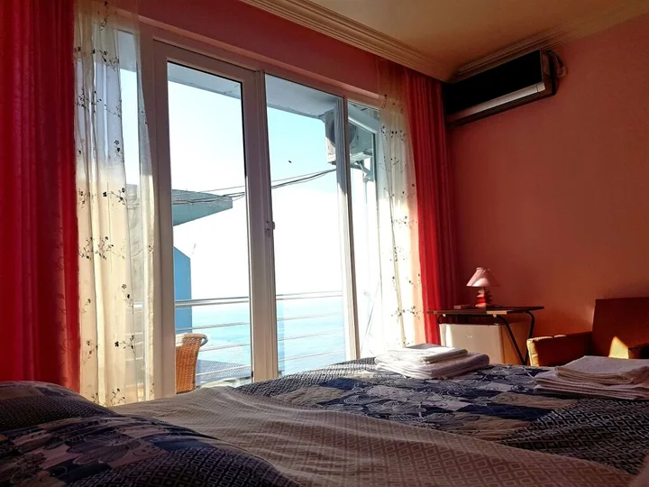 Батуми: Calypso Kvariati Inn