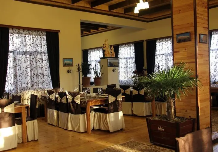 Губа: MM Boutique Hotel
