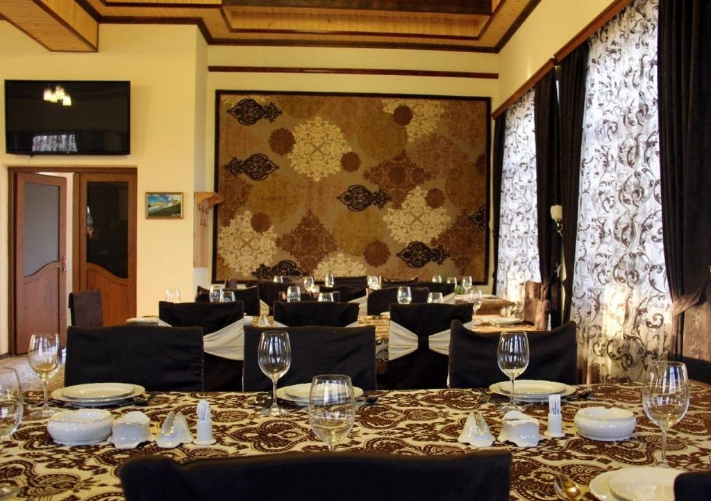 Губа: MM Boutique Hotel