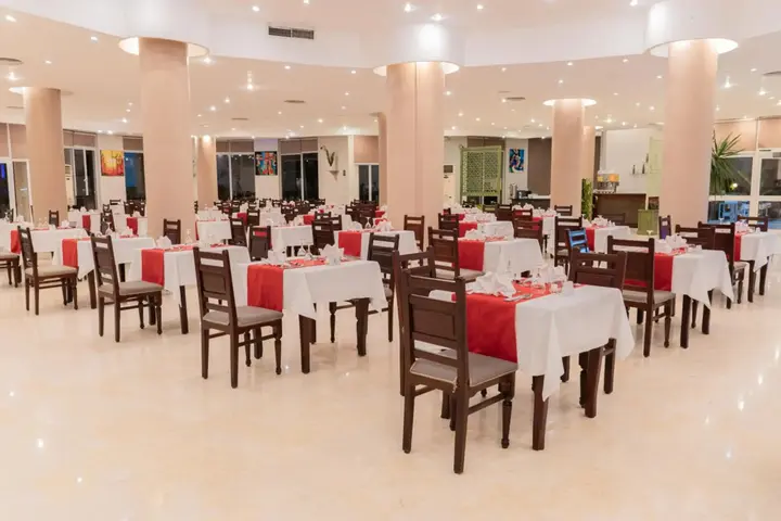Шарм-эш-Шейх (Шарм-эль-Шейх): Sharm Reef Hotel