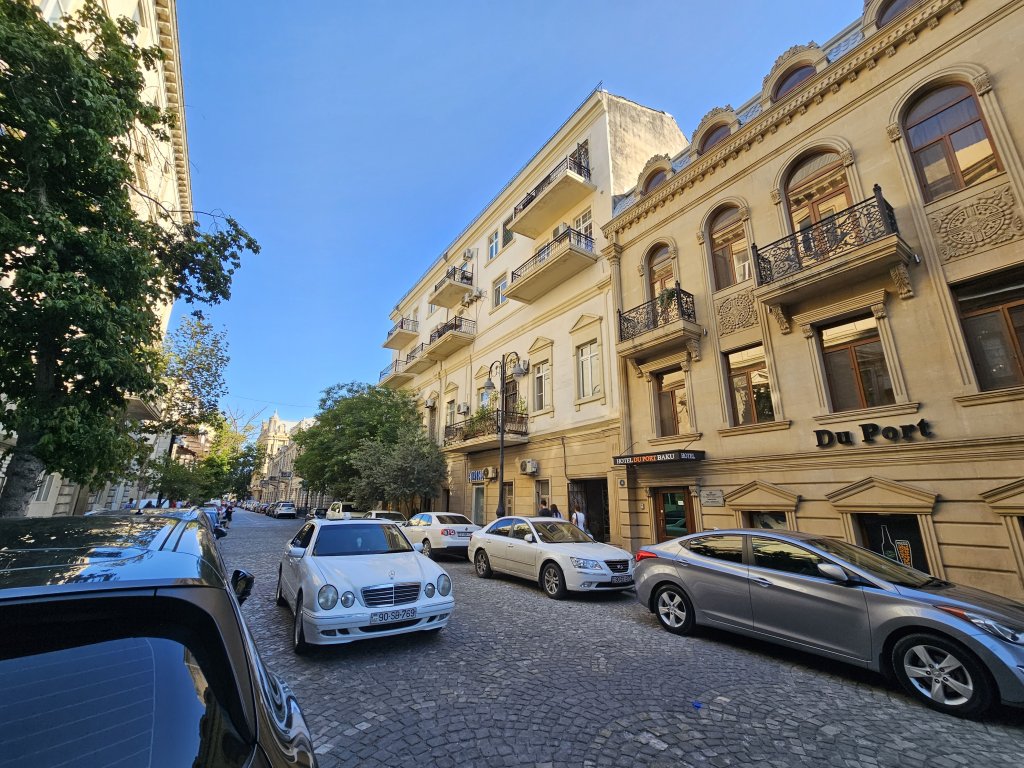 Баку: Отель Du Port