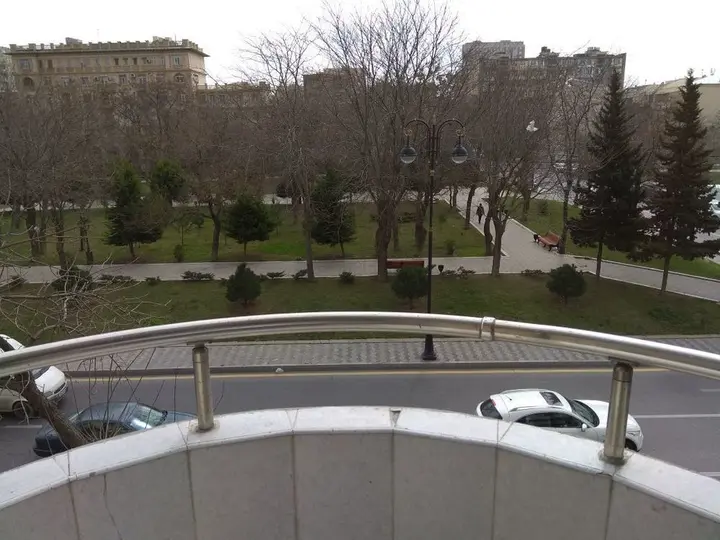 Баку: Best Eastern Hotel Irshad