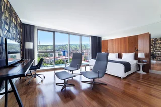 Тбилиси: Отель Holiday Inn Тбилиси