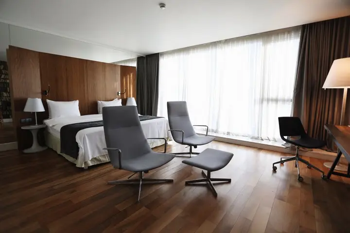 Тбилиси: Отель Holiday Inn Тбилиси
