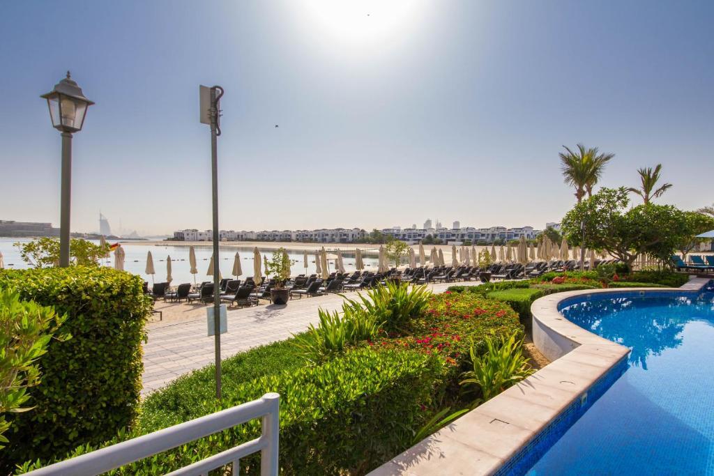 Дубай: Bespoke Residences - Shoreline Al Nabat