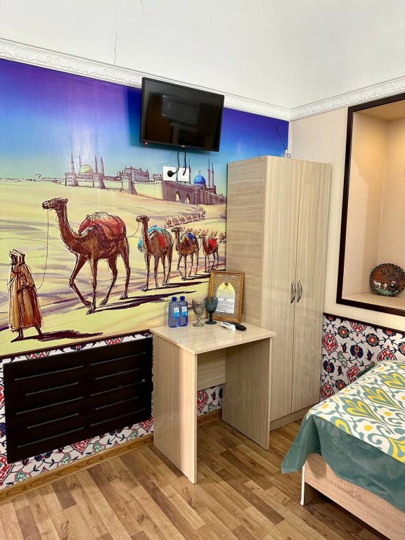 Бухара: Hotel Khurjin