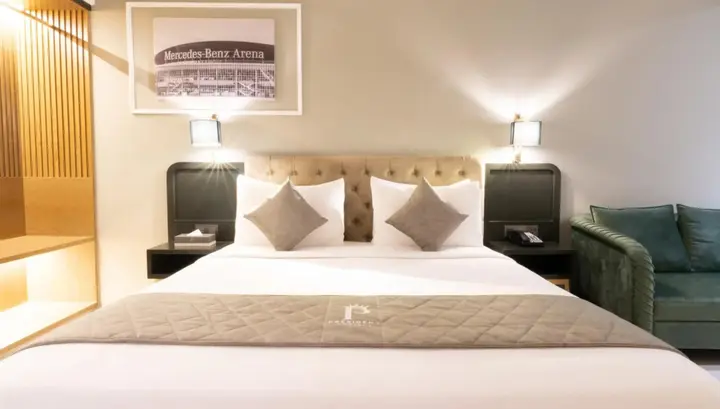 Дубай: President Hotel