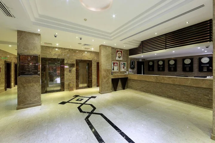 Дубай: President Hotel