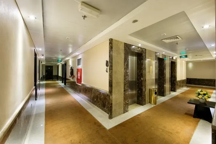 Дубай: President Hotel