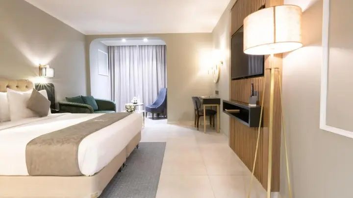 Дубай: President Hotel