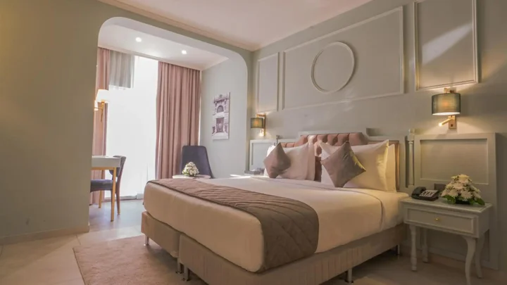 Дубай: President Hotel