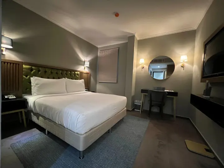 Дубай: President Hotel